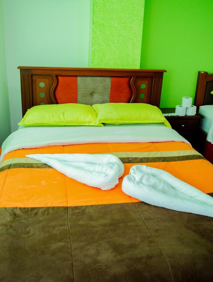 Residencial Amaru Hotel Baños Exterior foto